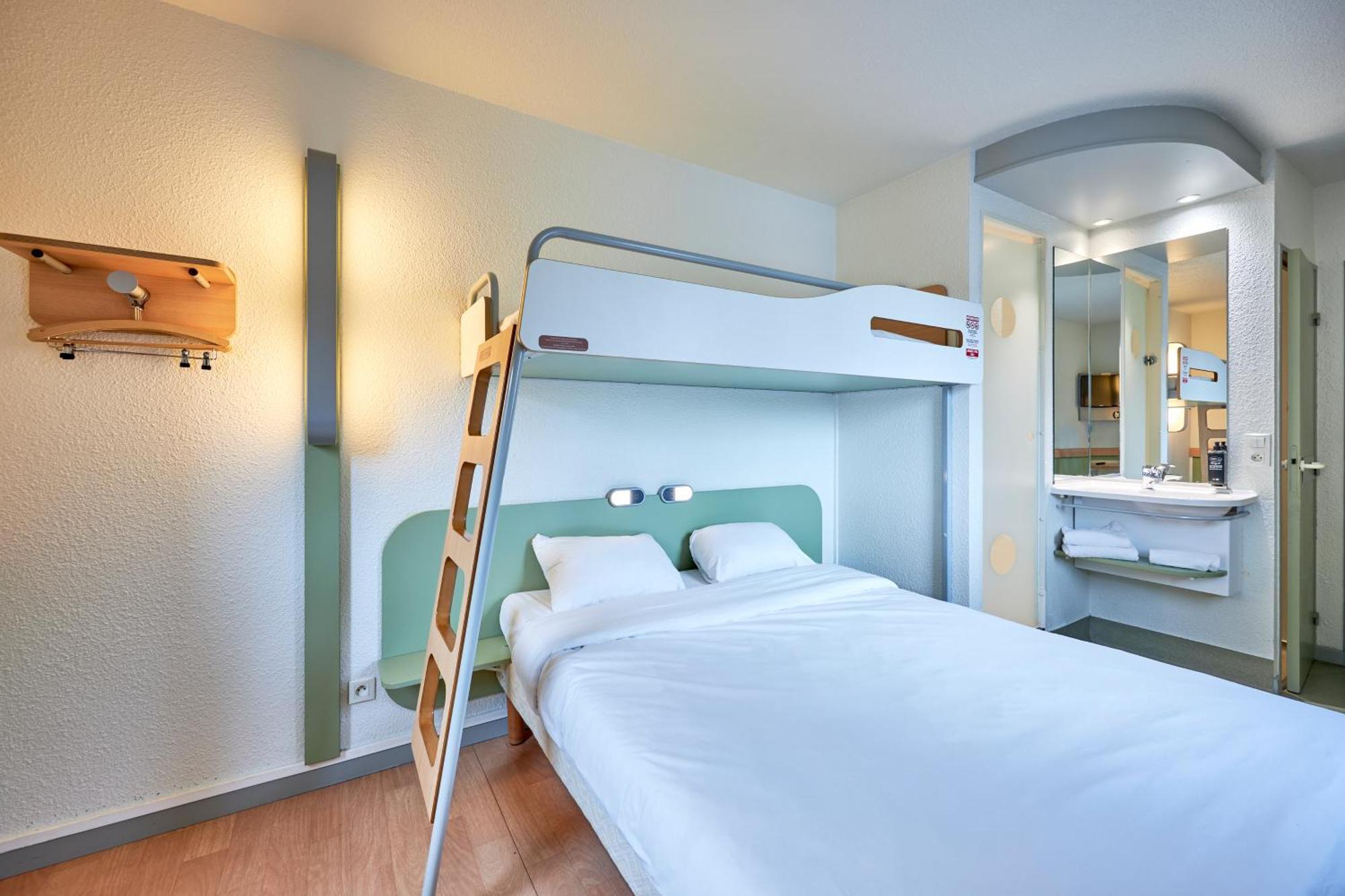 Ibis Budget Lisieux Eksteriør bilde