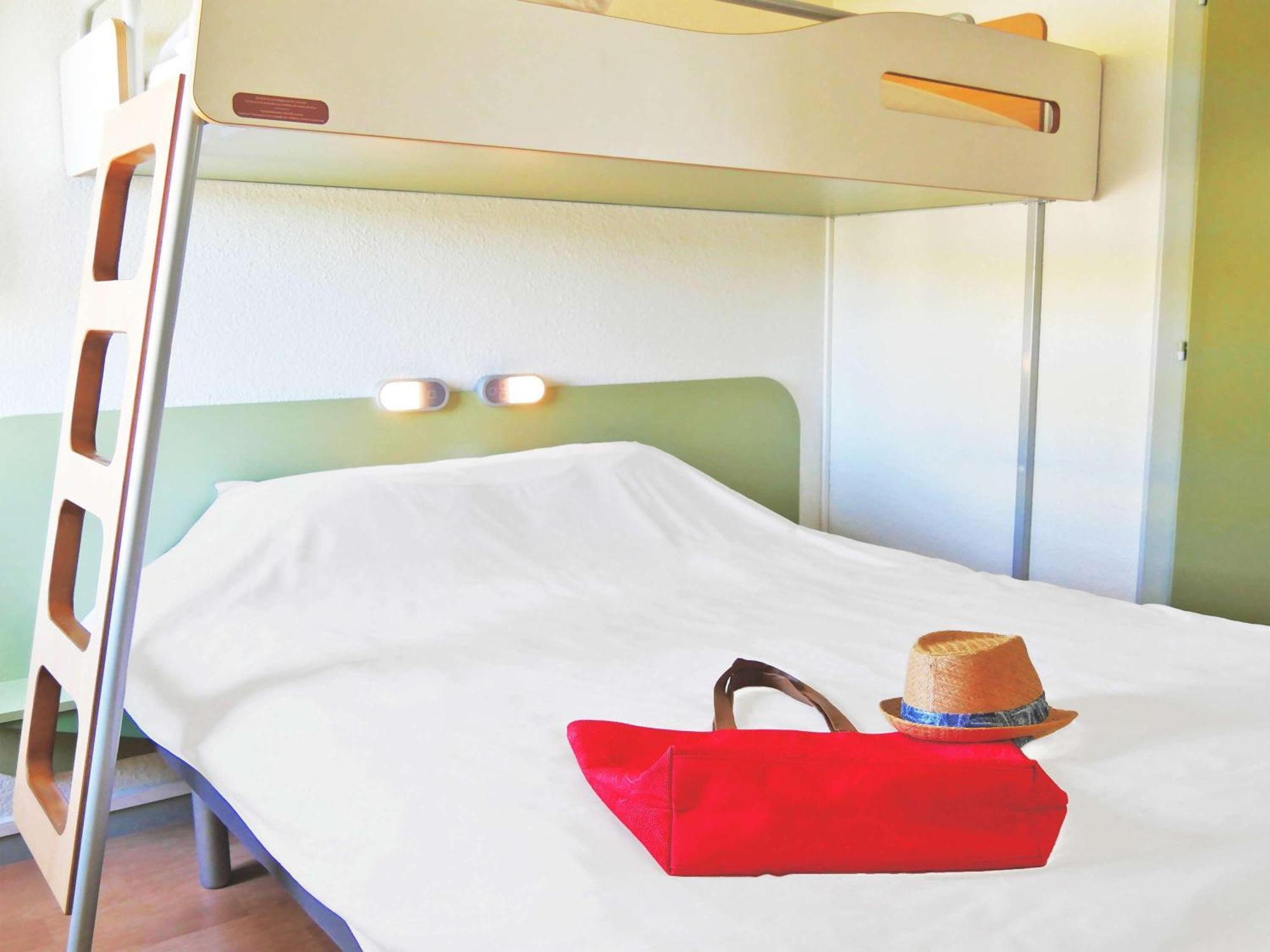 Ibis Budget Lisieux Eksteriør bilde
