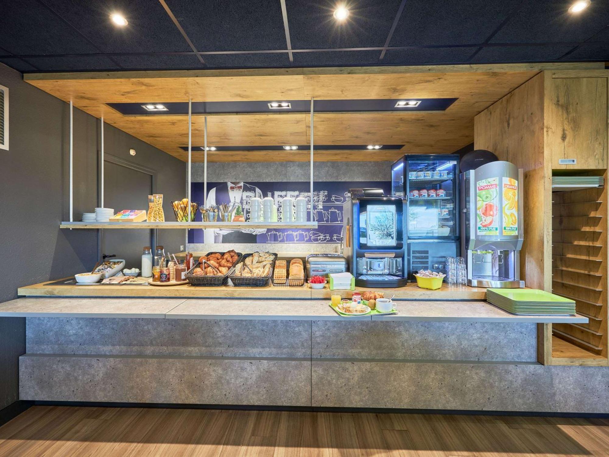 Ibis Budget Lisieux Eksteriør bilde